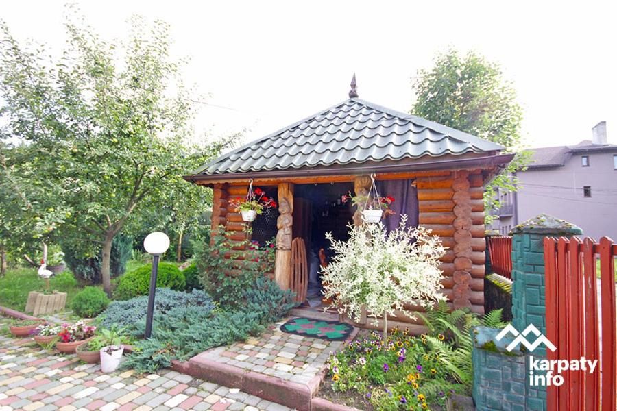 Отели типа «постель и завтрак» ROSKY Guest House Ясиня-26