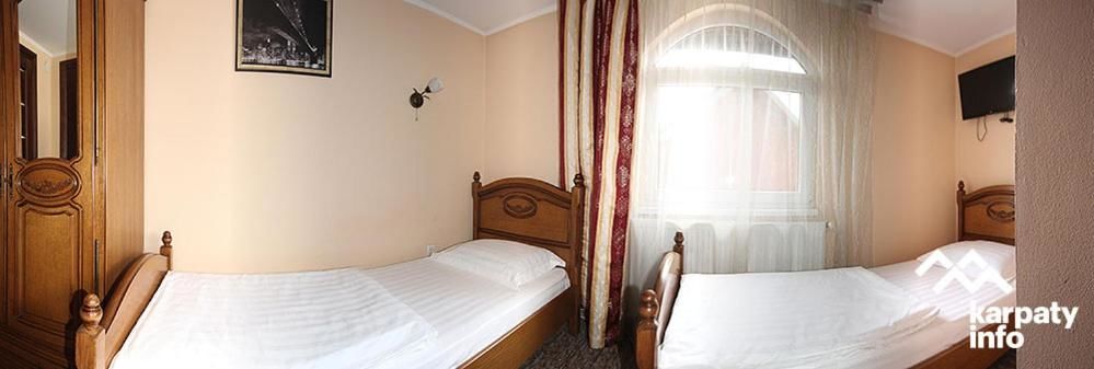 Отели типа «постель и завтрак» ROSKY Guest House Ясиня-10