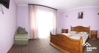 Отели типа «постель и завтрак» ROSKY Guest House Ясиня Двухместный номер с 1 кроватью и балконом (для 3 взрослых)-6